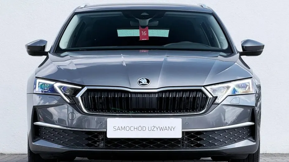 SKODA Octavia -