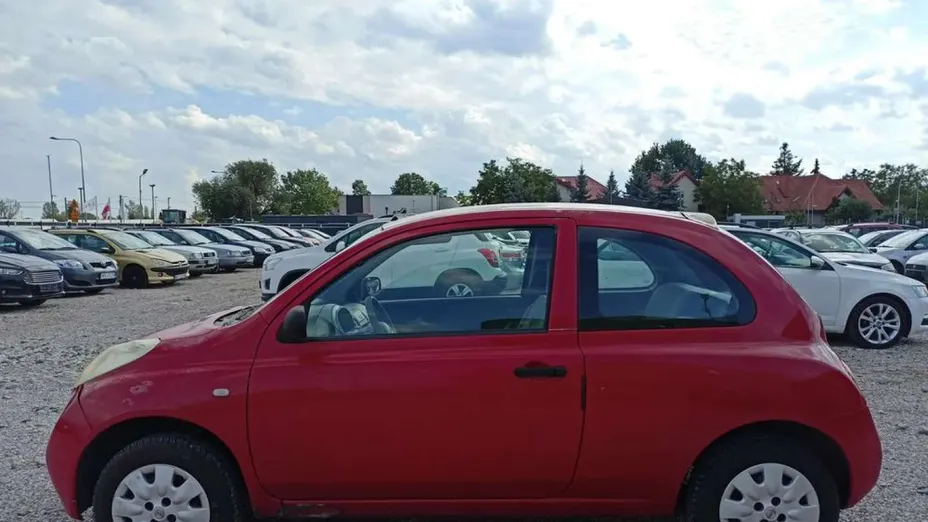 NISSAN Micra -