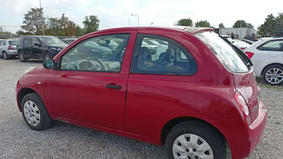 NISSAN Micra -