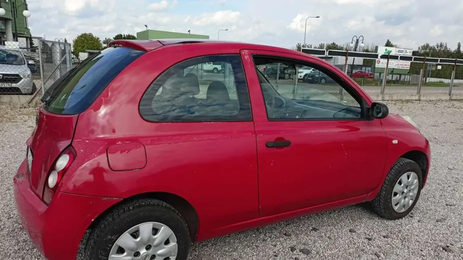 NISSAN Micra -