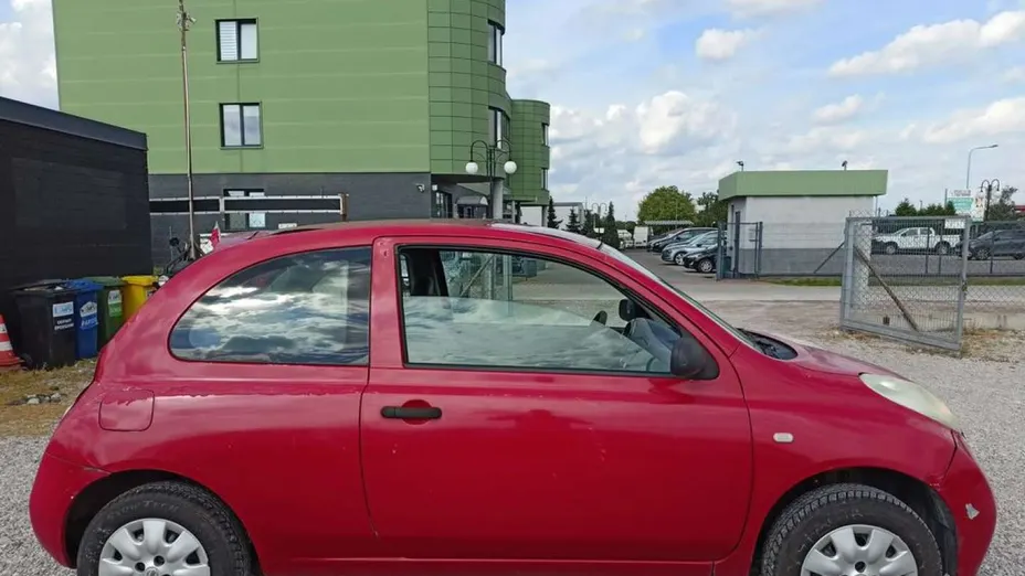 NISSAN Micra -