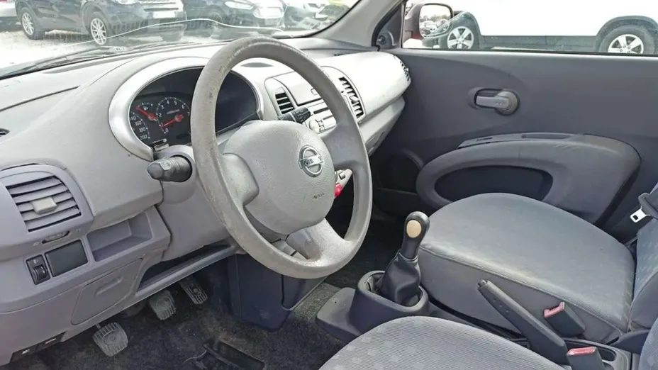 NISSAN Micra -
