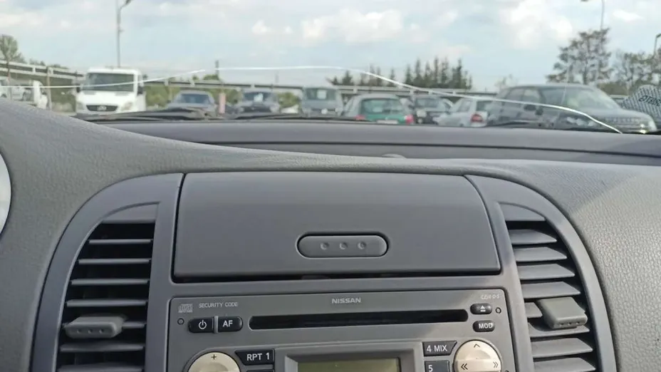 NISSAN Micra -