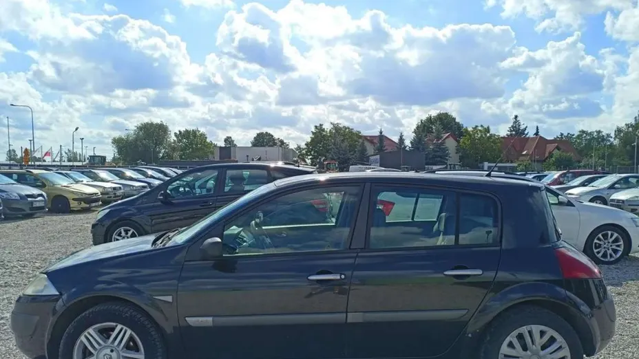 RENAULT Megane -