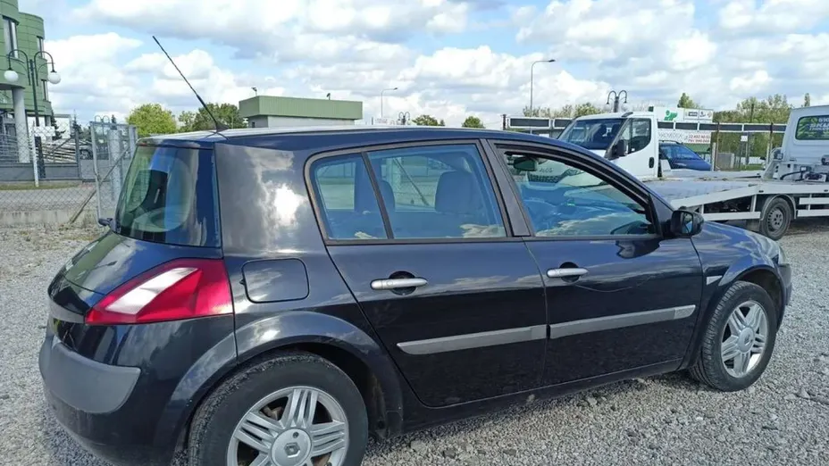 RENAULT Megane -
