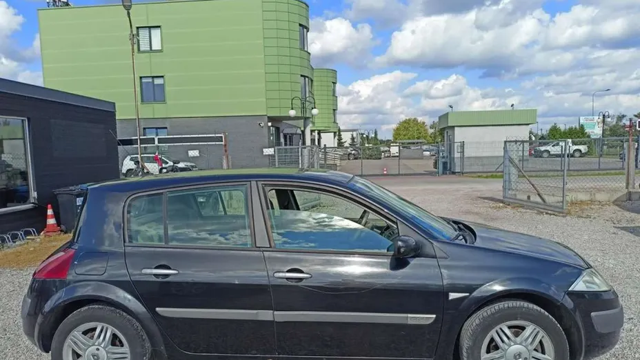 RENAULT Megane -