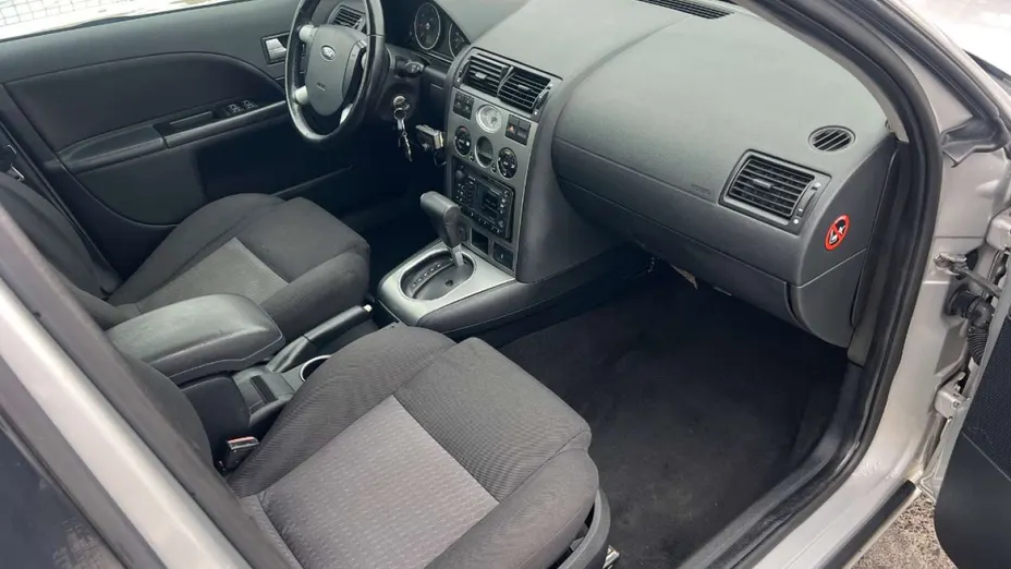 FORD Mondeo -