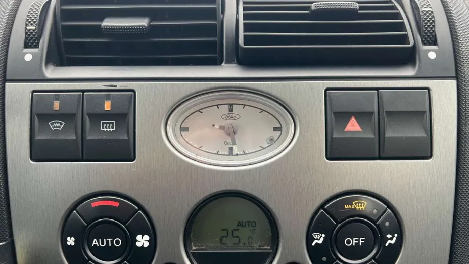 FORD Mondeo -