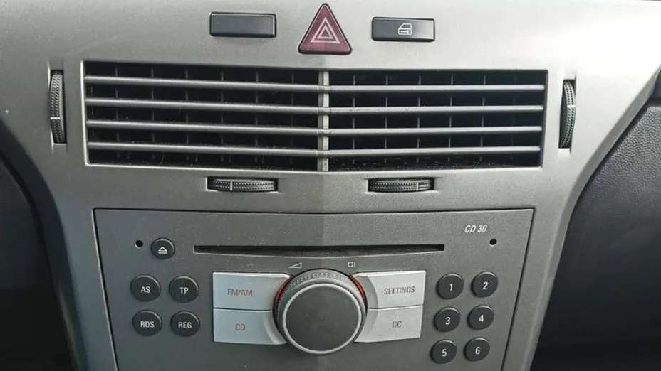 OPEL Astra -