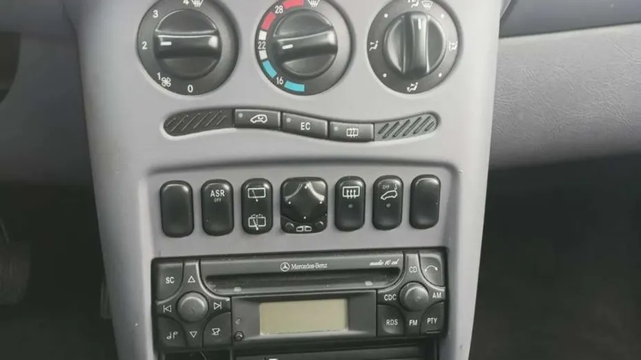 MERCEDES-BENZ A Klasa -