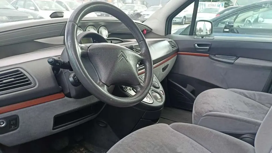 CITROEN C8 -
