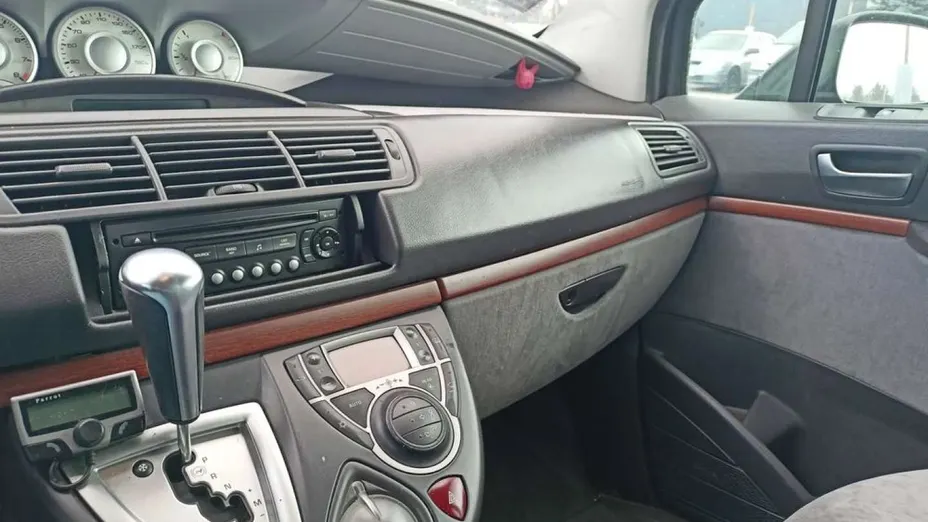 CITROEN C8 -