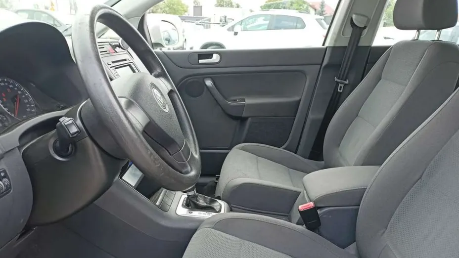 VOLKSWAGEN Golf Plus -