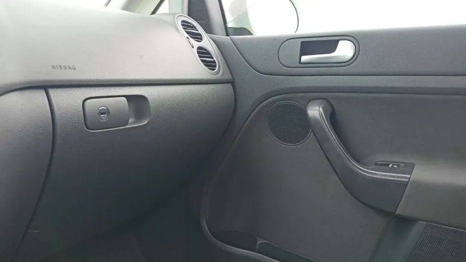 VOLKSWAGEN Golf Plus -