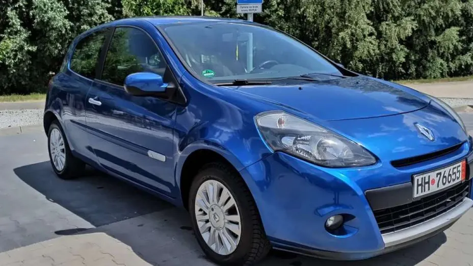 RENAULT Clio -