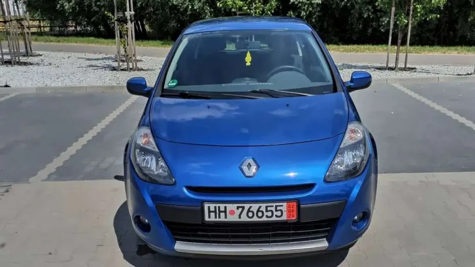 RENAULT Clio -