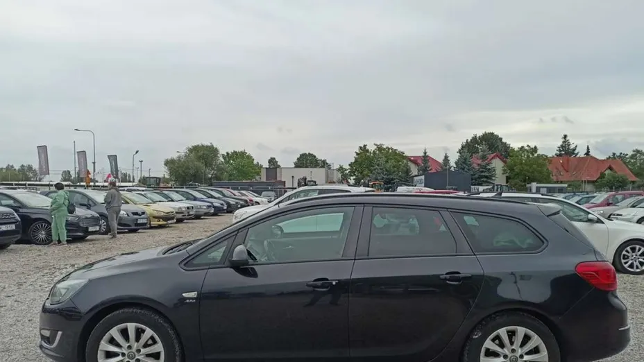 OPEL Astra -