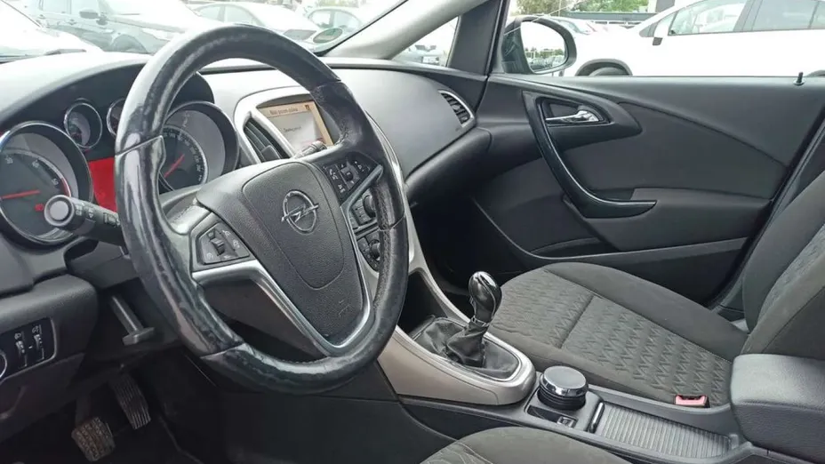 OPEL Astra -