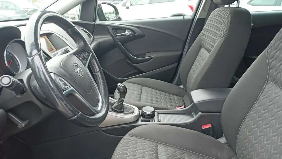OPEL Astra -