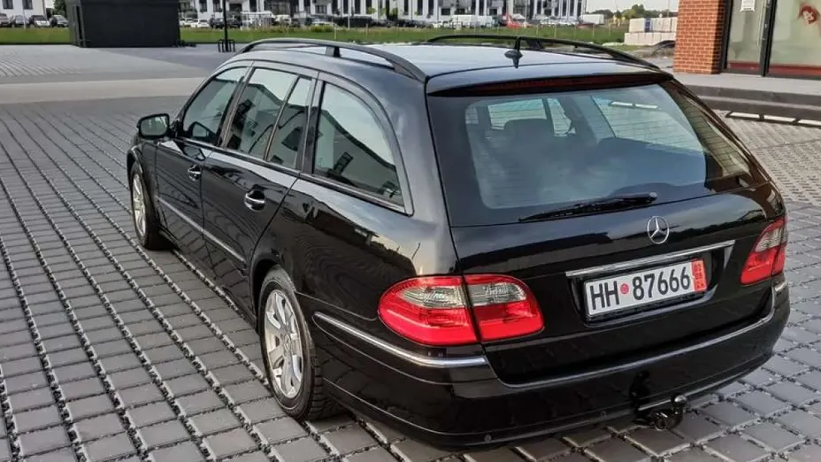 MERCEDES-BENZ E Klasa -