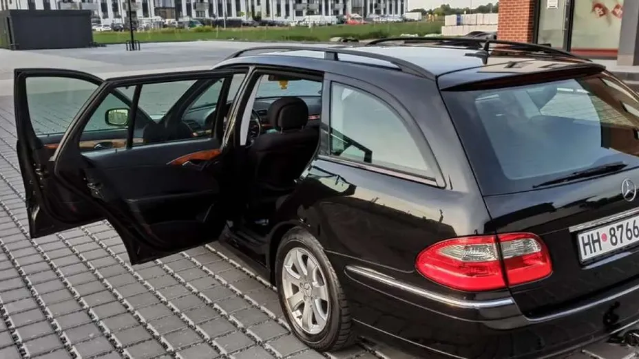 MERCEDES-BENZ E Klasa -