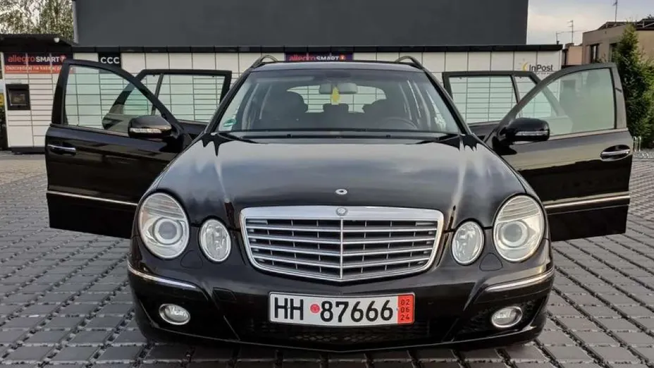 MERCEDES-BENZ E Klasa -