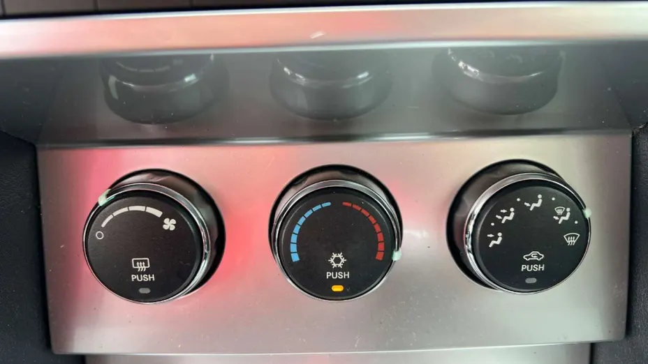DODGE Nitro -