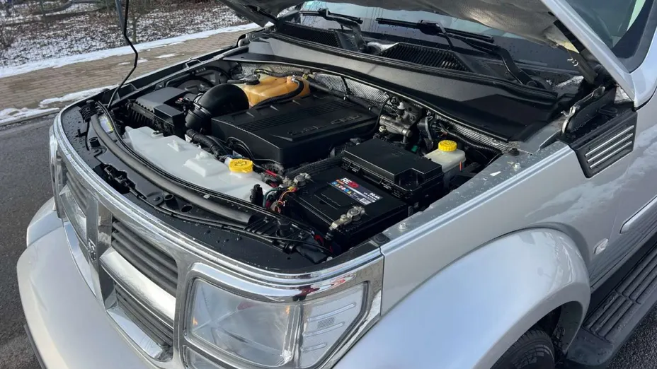 DODGE Nitro -
