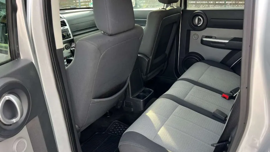 DODGE Nitro -