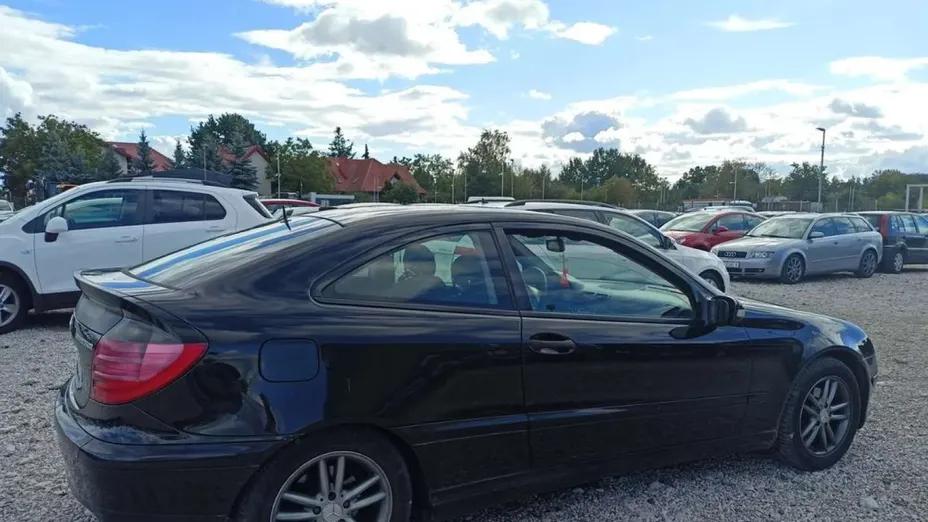 MERCEDES-BENZ C Klasa -