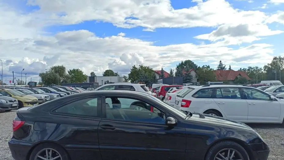 MERCEDES-BENZ C Klasa -