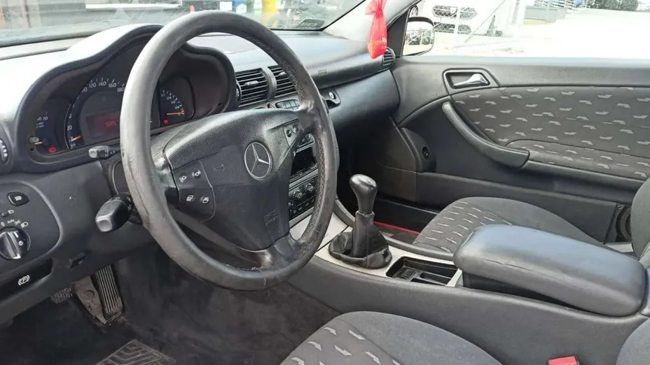 MERCEDES-BENZ C Klasa -
