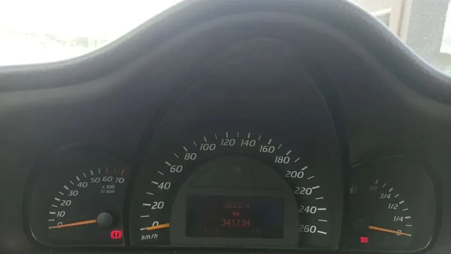MERCEDES-BENZ C Klasa -