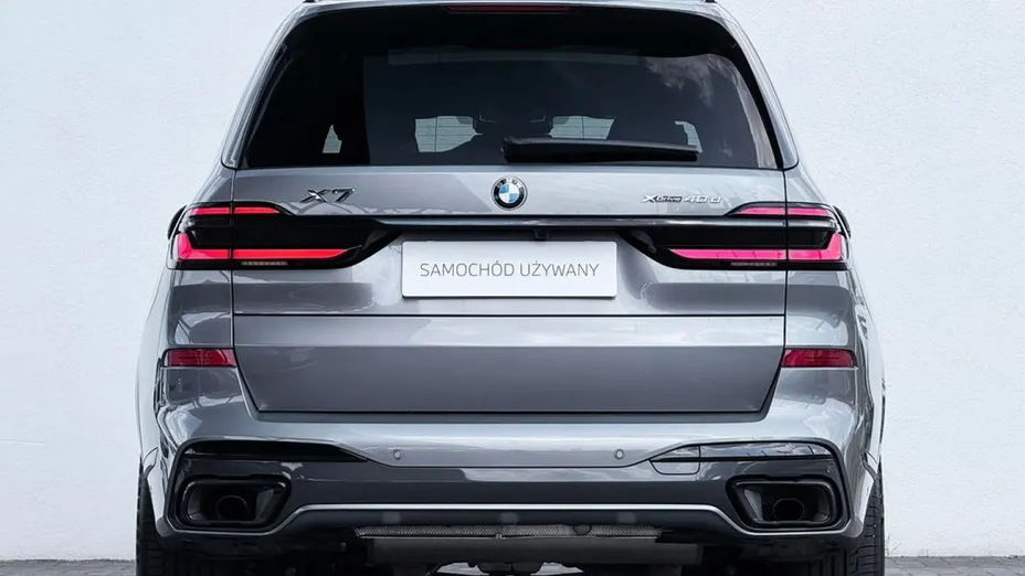 BMW X7 -