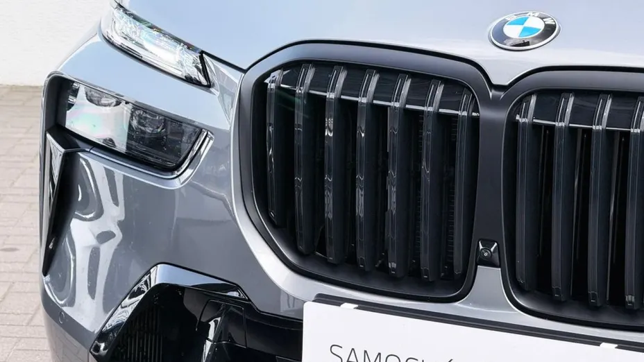 BMW X7 -