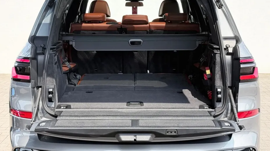 BMW X7 -