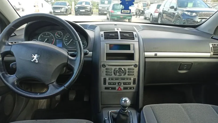 PEUGEOT 407 -