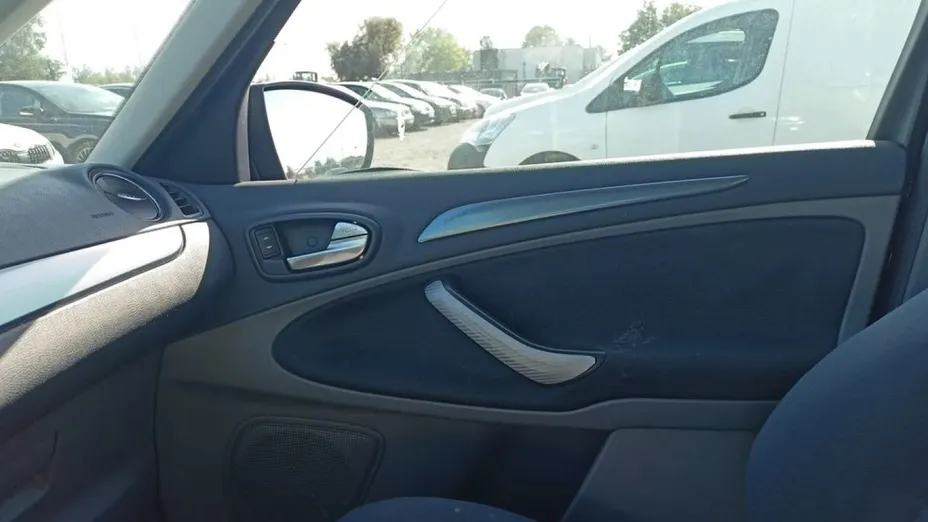 FORD S-MAX -