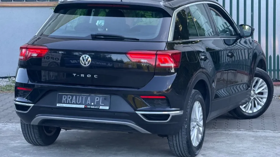 VOLKSWAGEN T-ROC -