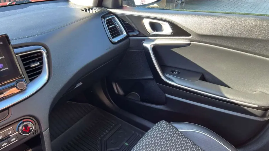 KIA XCeed -