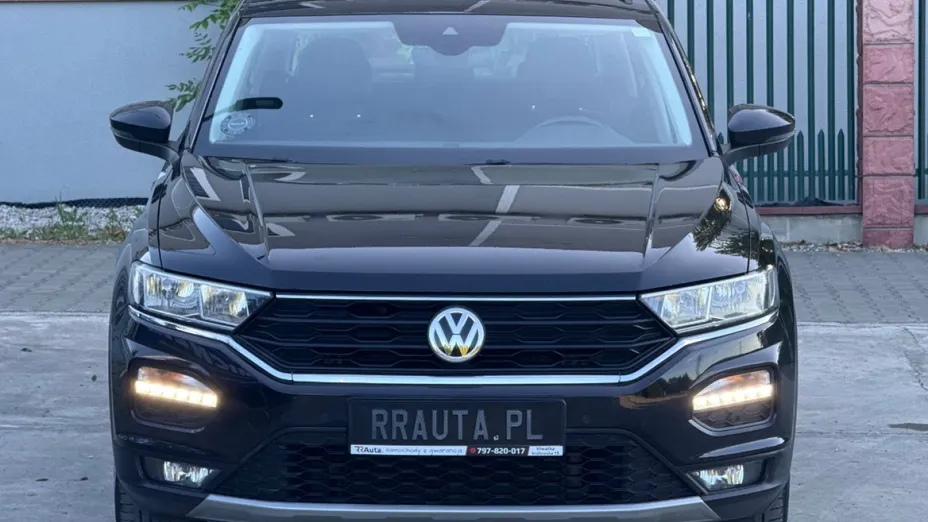 VOLKSWAGEN T-ROC -