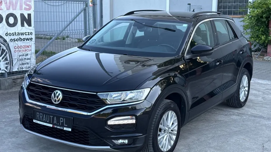 VOLKSWAGEN T-ROC -