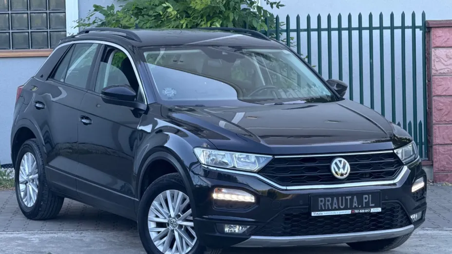 VOLKSWAGEN T-ROC -