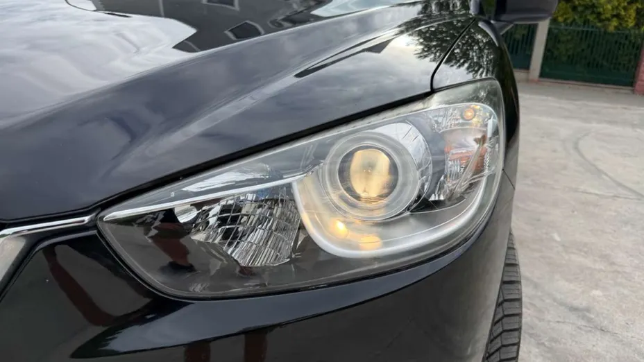 MAZDA CX-5 -