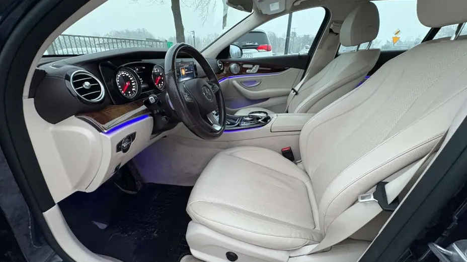 MERCEDES-BENZ E Klasa -