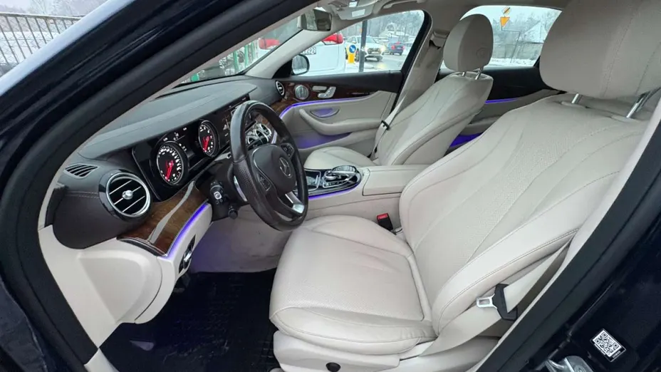 MERCEDES-BENZ E Klasa -