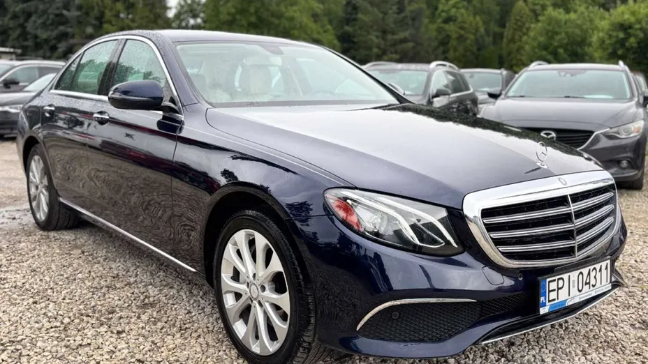MERCEDES-BENZ E Klasa -