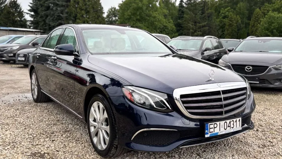 MERCEDES-BENZ E Klasa -