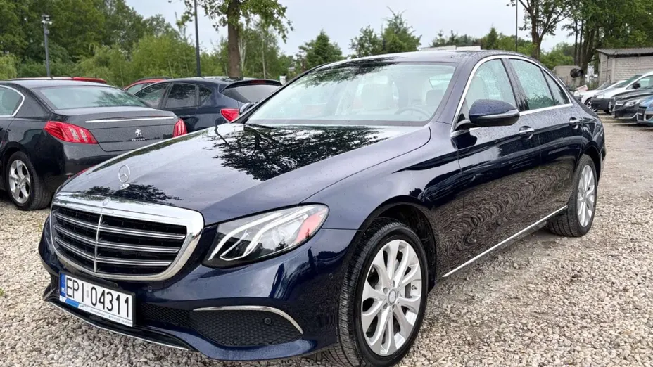 MERCEDES-BENZ E Klasa -