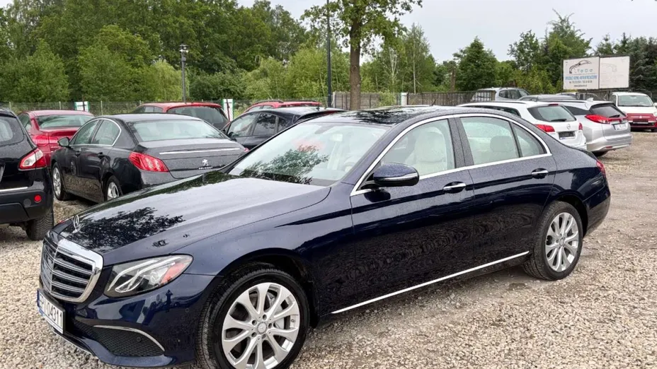 MERCEDES-BENZ E Klasa -